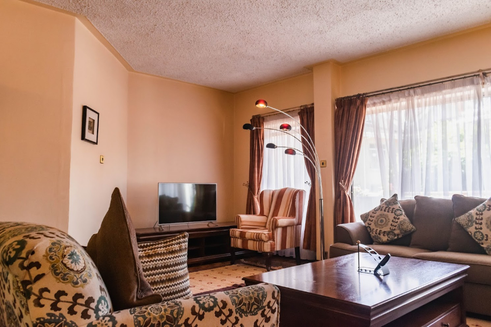 How Serviced Apartments Help You Save on Long-Term Stays